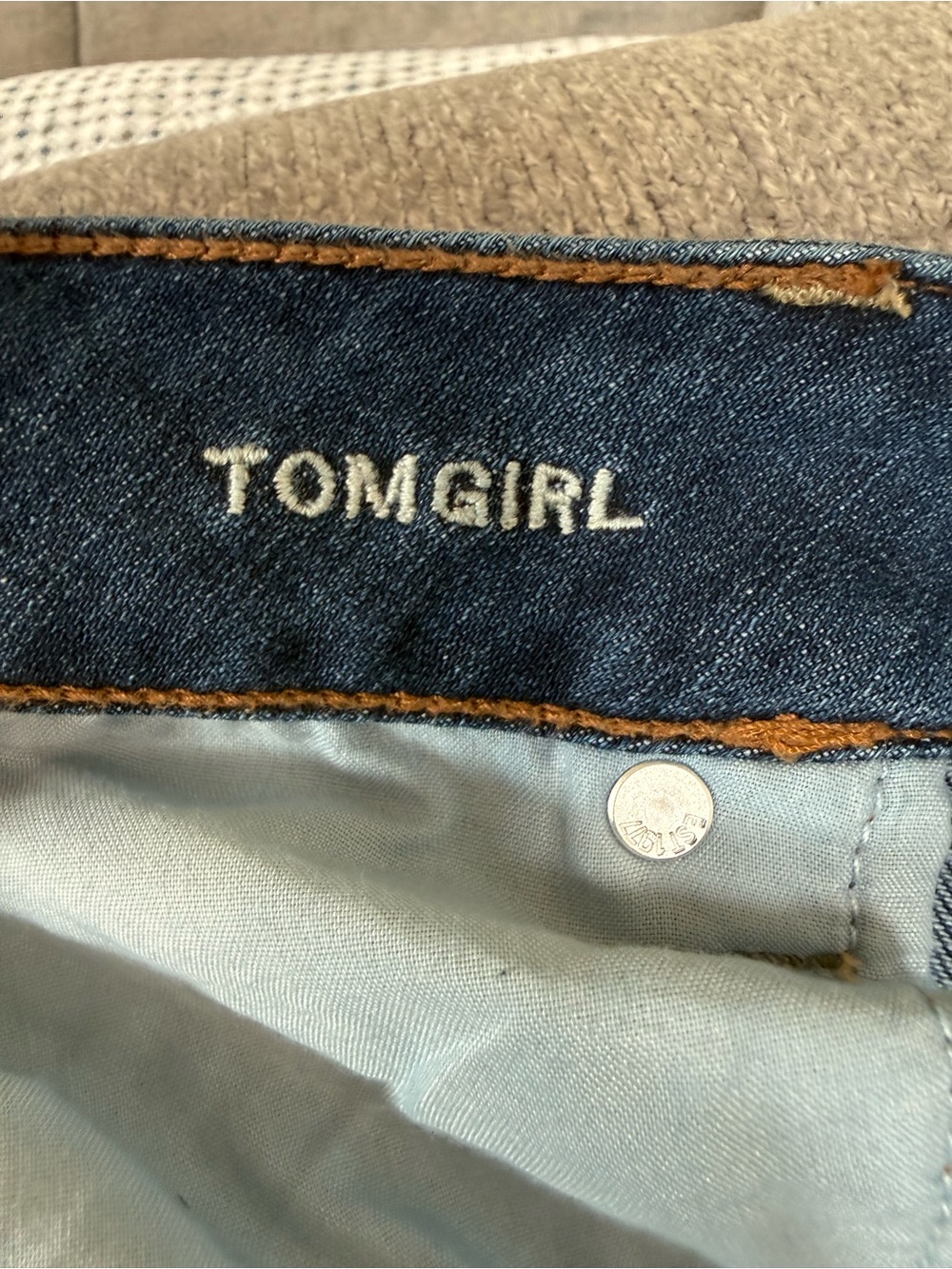 American Eagle Outfitters Women’s Dark Blue Boyfriend Jeans 14 LONG - Picture 12 of 13